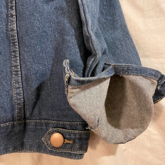 Faux Fur Collared Oversized Jean Jacket - Picture 3 of 6